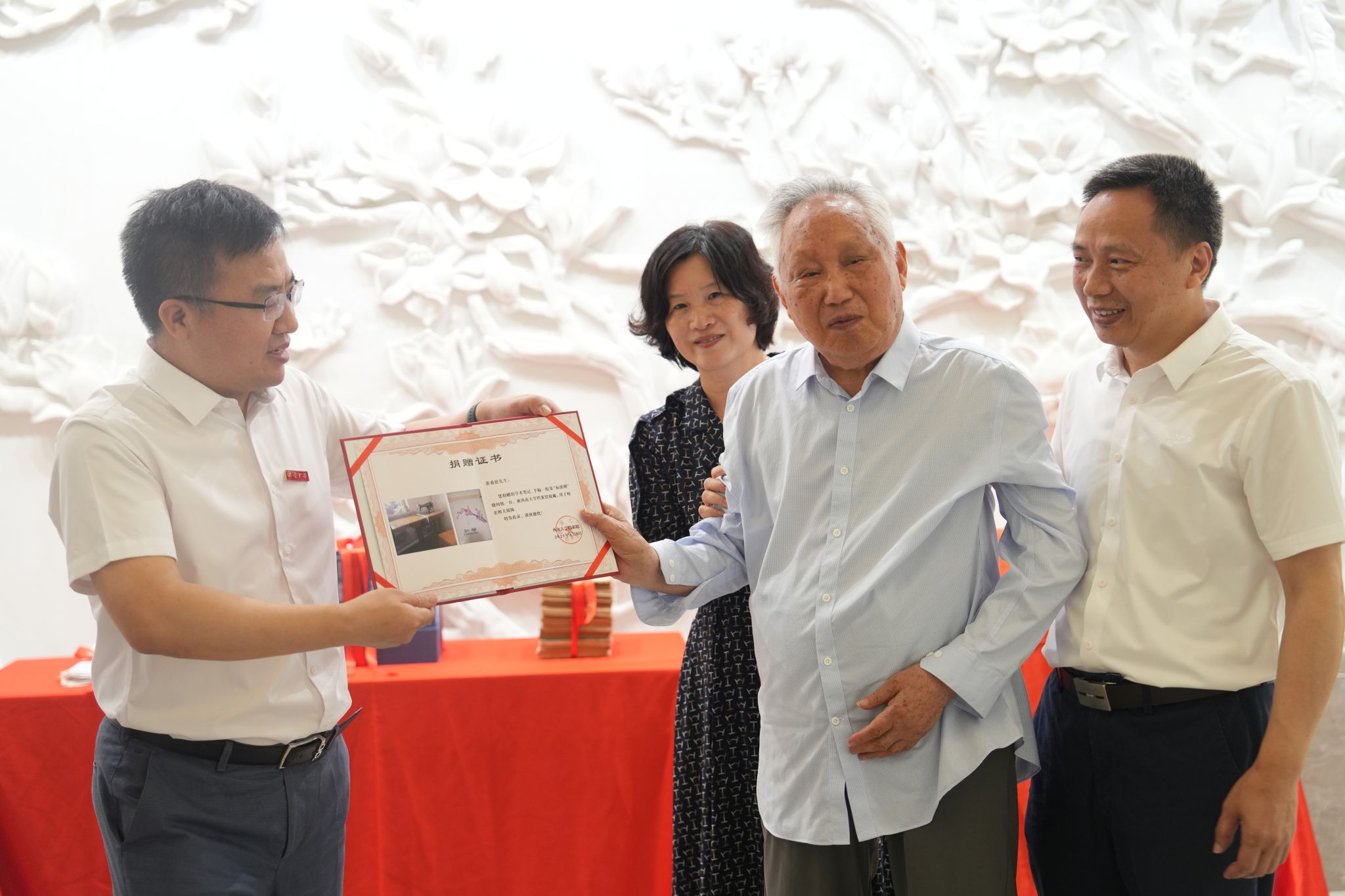 文件名稱:DSC02431.JPG原圖大小:29.95MB