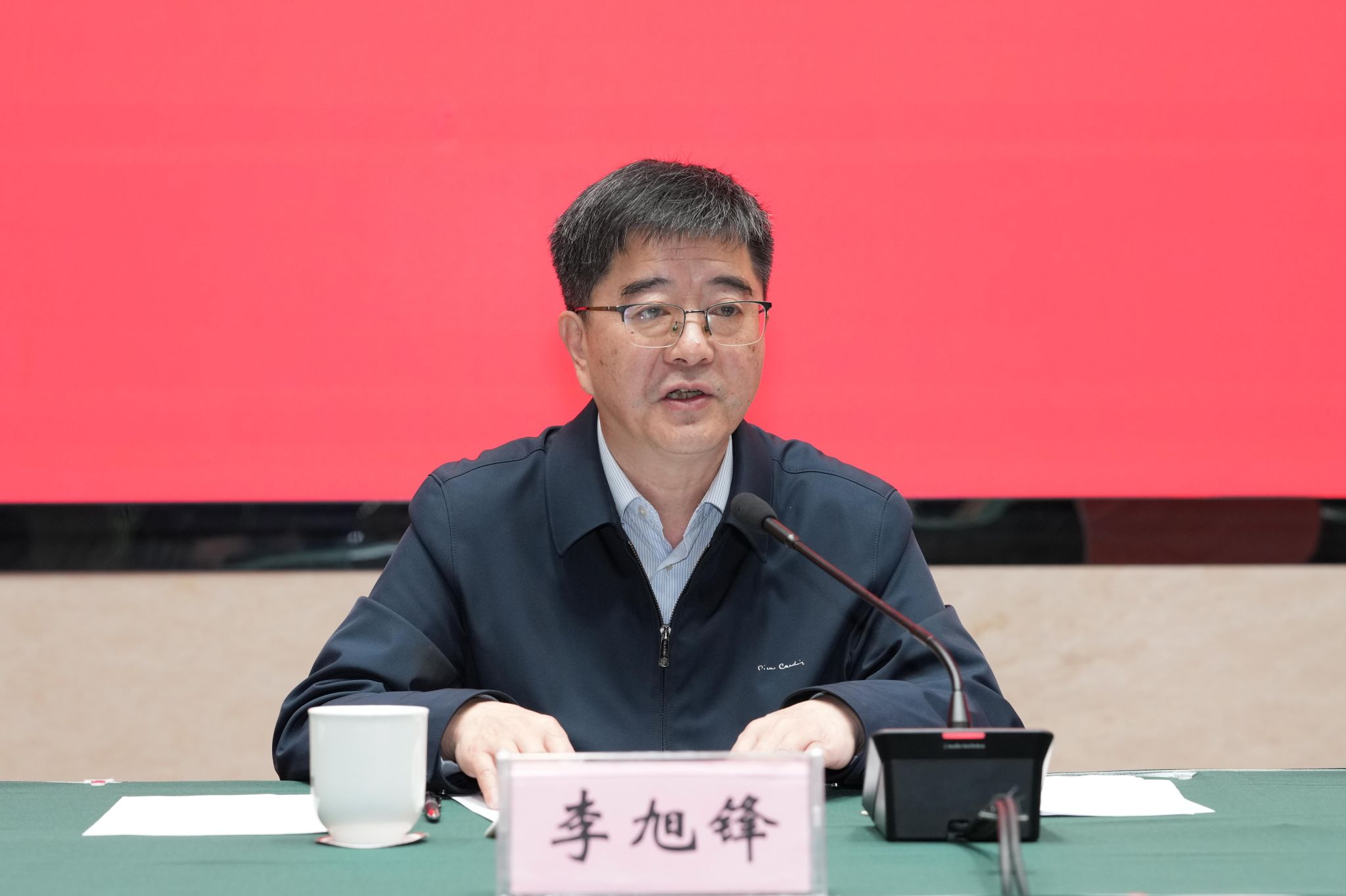 文件名稱:李旭峰.JPG原圖大小:1.65MB