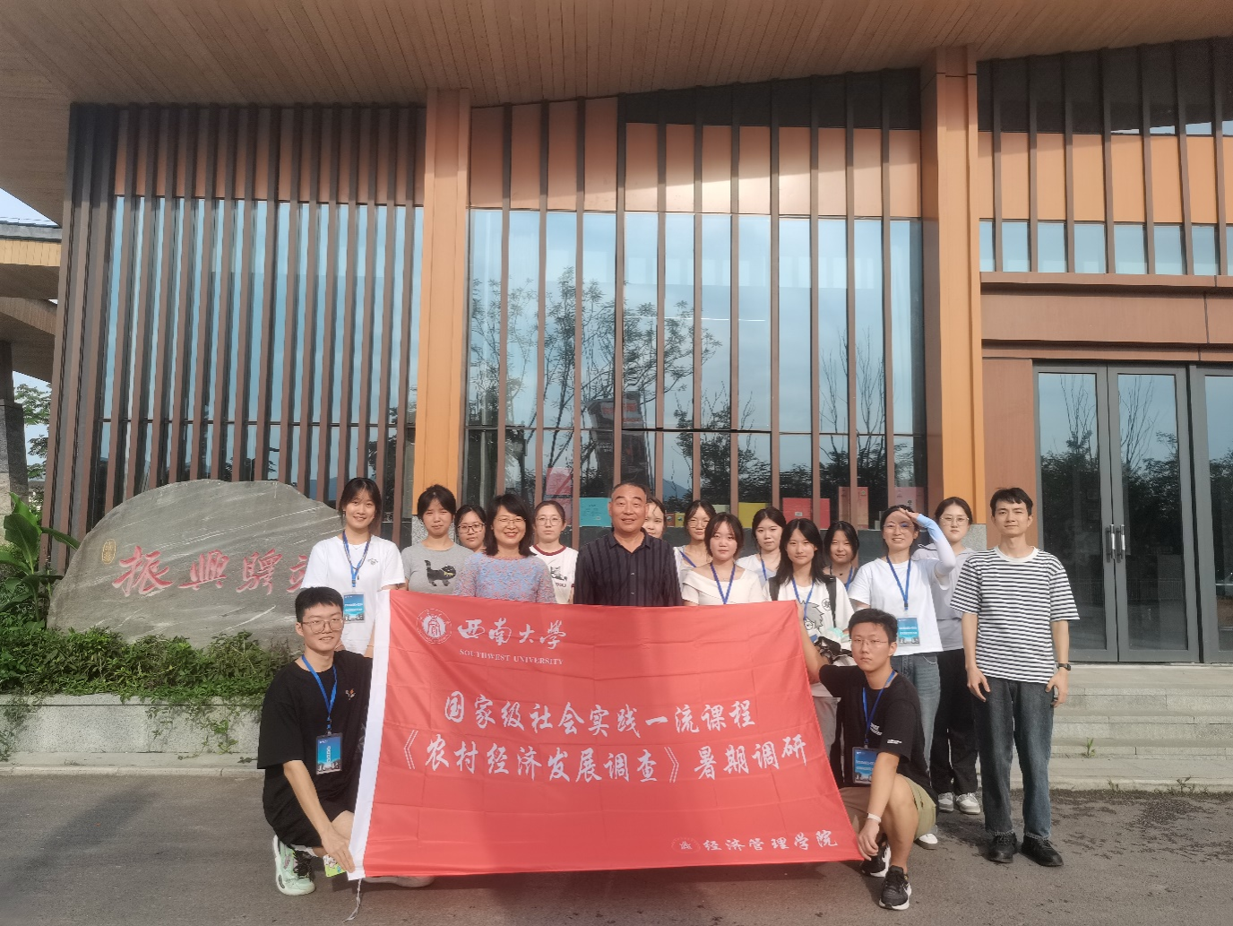 文件名稱:圖片2.png原圖大小:1.86MB